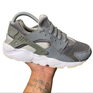 Nike Air Huarache Running Shoes Boys Size 7y Cool Grey 654275-012